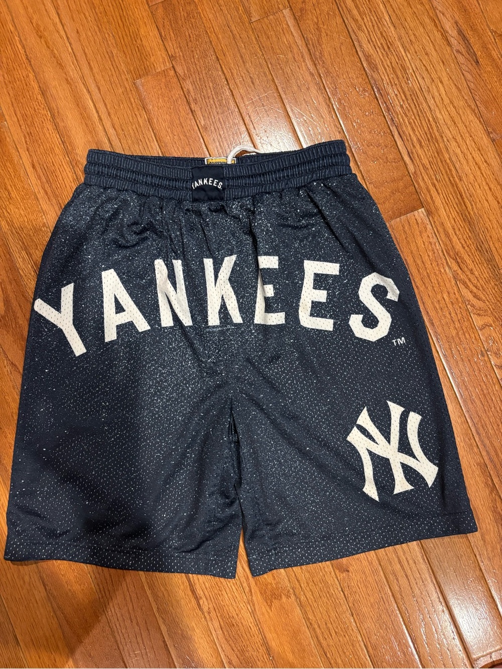 Mitchell & Ness Youth New York Yankees Jumbotron Shorts -Navy XL